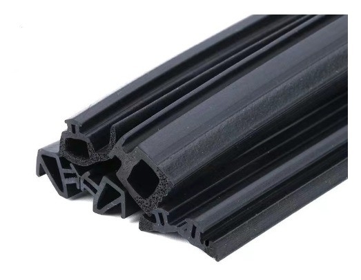 ハッチバックとヴィッツ用NBR/FKM/EPDM/HNBR材料のための左側/右側の自動車屋根ゴムストライプシール